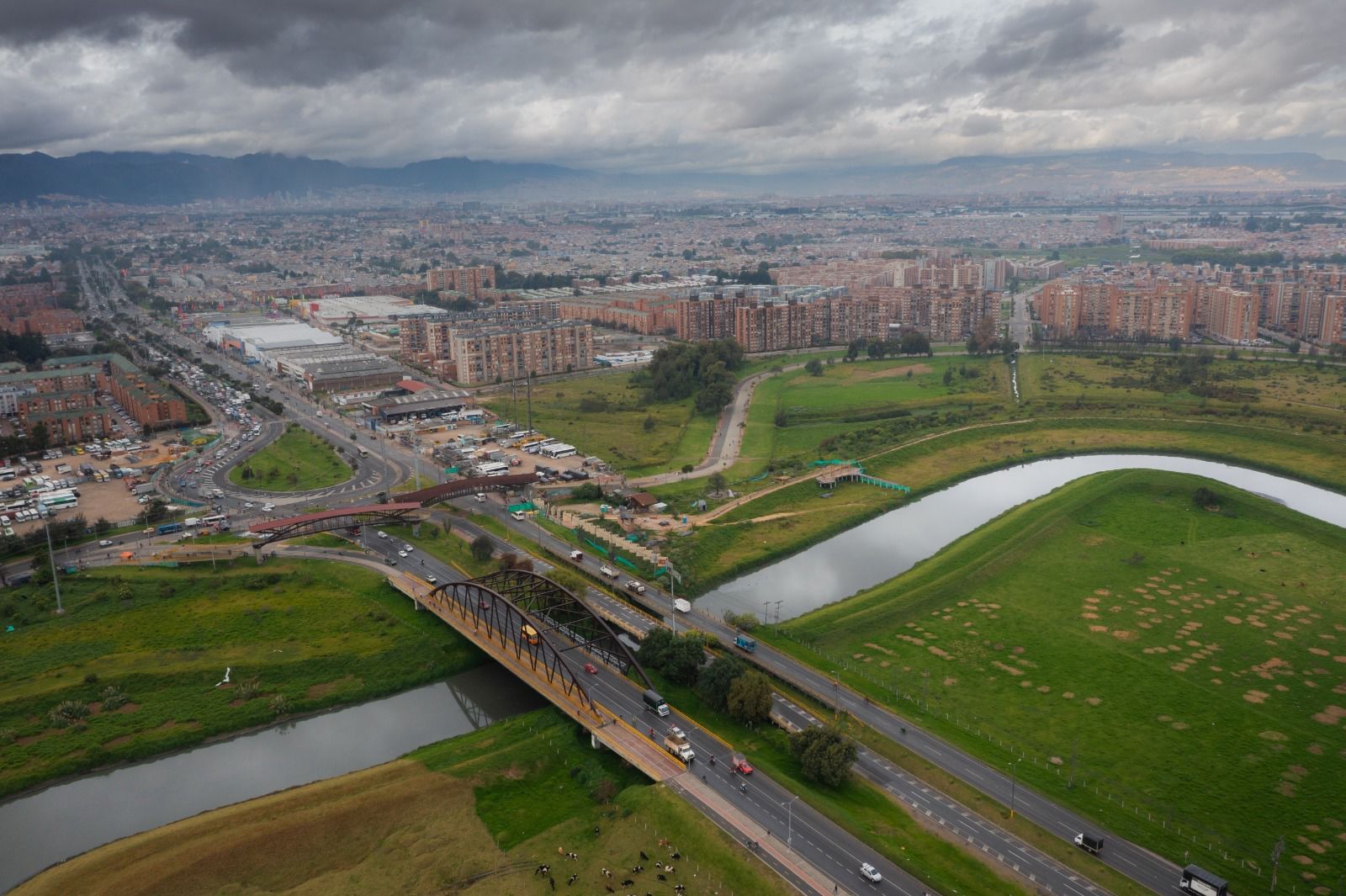 CAR aprobó nuevas restricciones urbanísticas para proteger las zonas rurales de Cundinamarca
